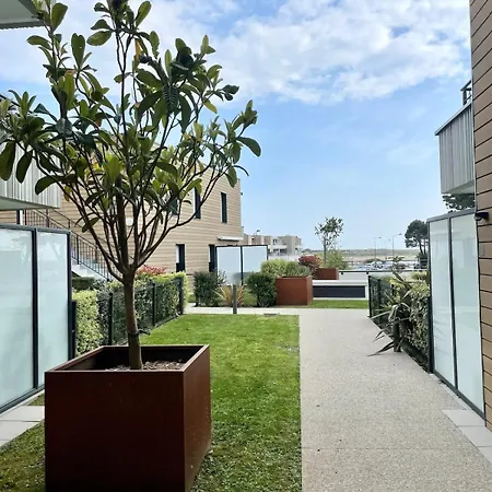 T2 De Standing Port Et Plages A Pieds Apartment *