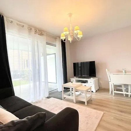 Apartment T2 De Standing Port Et Plages A Pieds *